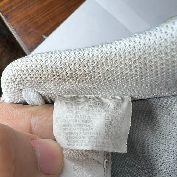 Nike Air Airforce 1 Women's Sneakers 8.5 - Picture 7 of 8